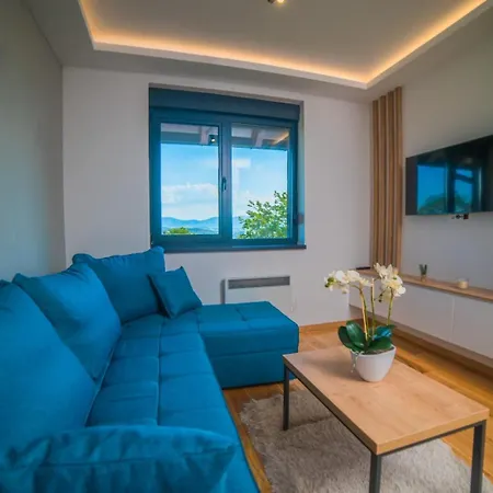 57, Titova Vila, Zlatibor 公寓 Palisat