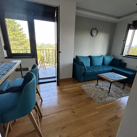 57, Titova Vila, Zlatibor *