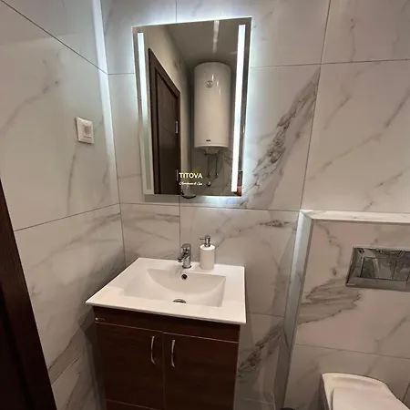 57, Titova Vila, Zlatibor Palisat