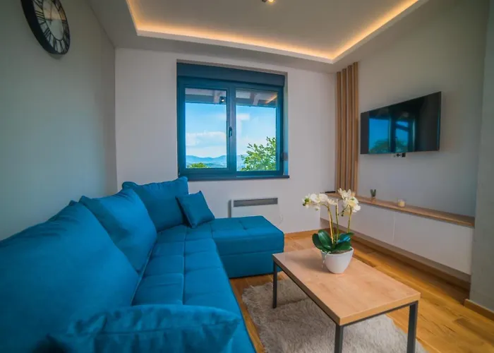 57, Titova Vila, Zlatibor アパート Palisat