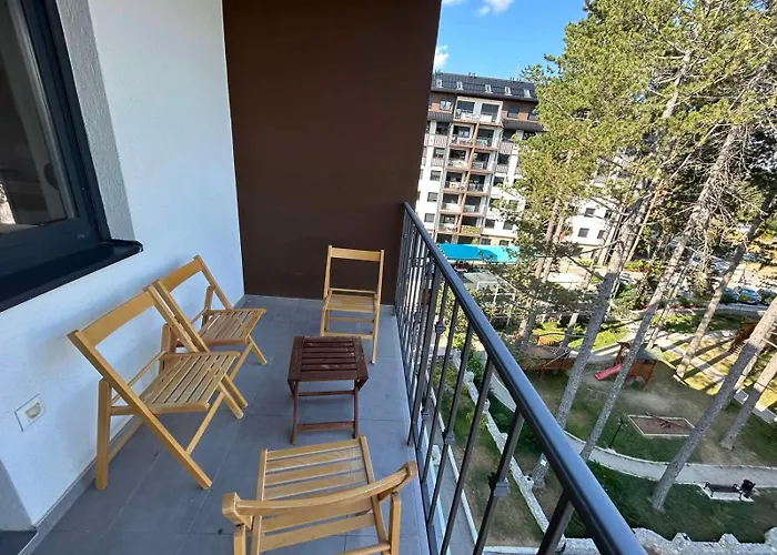 57, Titova Vila, Zlatibor